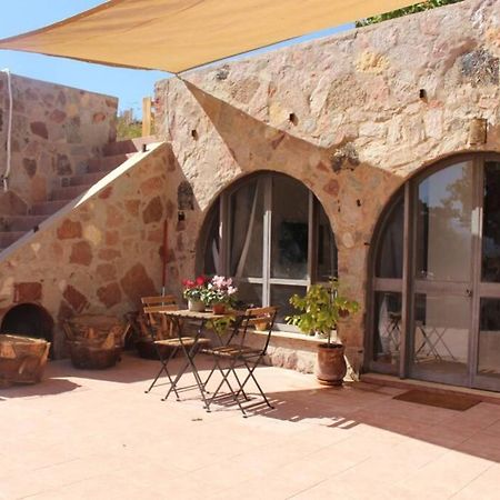 Eilat Stone - Patio אבן אילת - פטיו Exterior foto